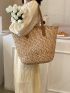 Oversized Straw Bag For Vacation